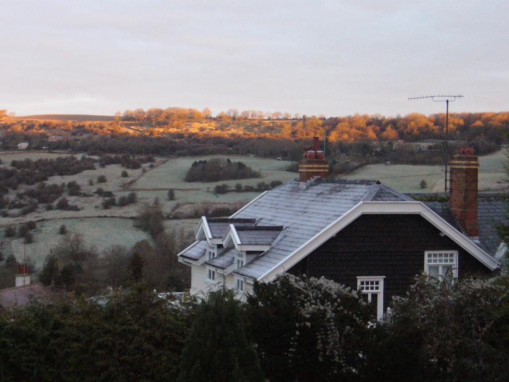 Cleeve Hill Hotel Bishop's Cleeve Exterior photo